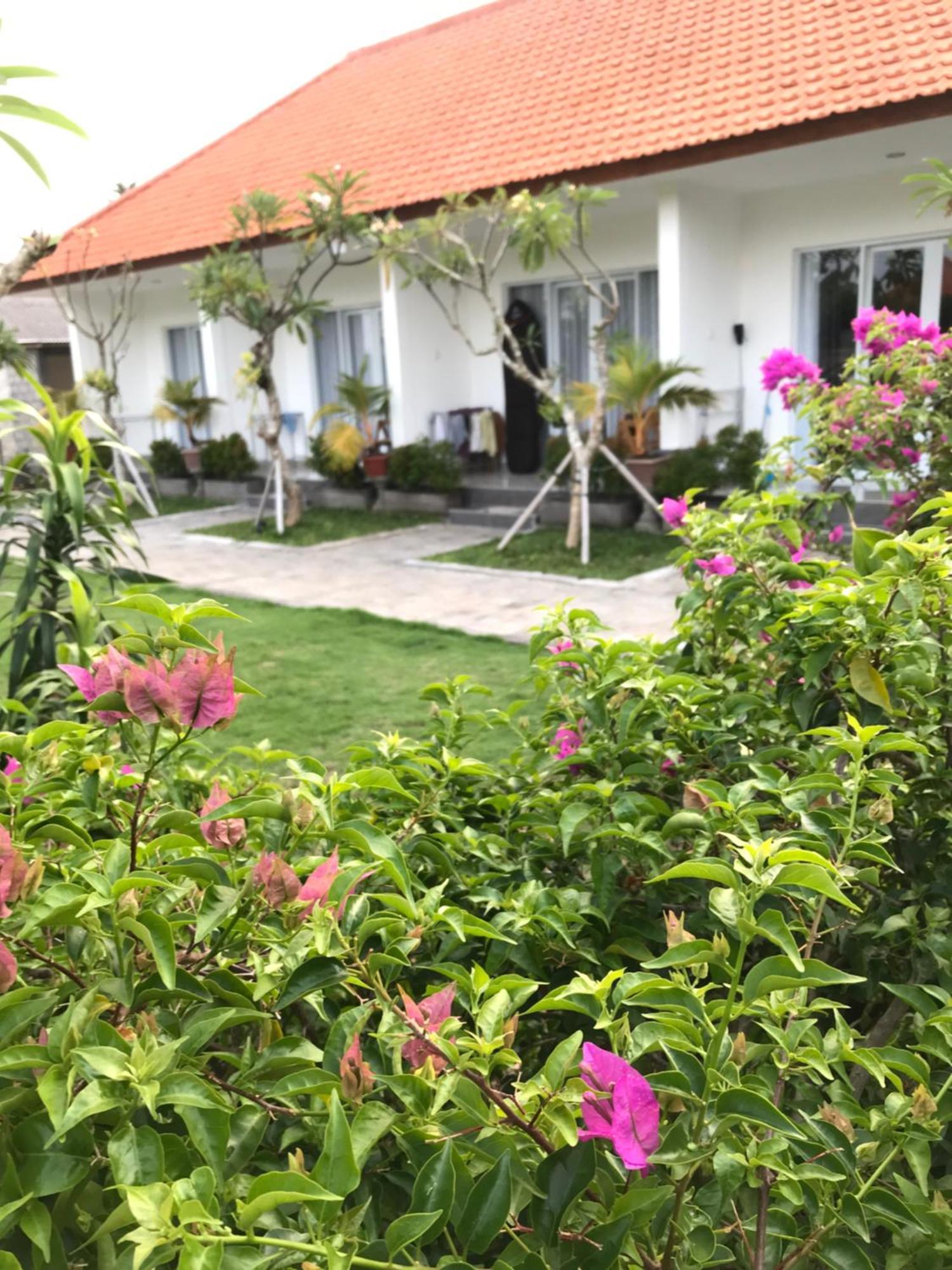 Karang Beji Homestay 乌干沙 外观 照片